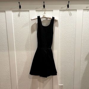 Armani Exchange black cross cross back -Size 4